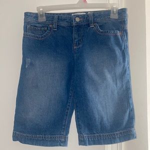 Old Navy Big Girls Jeans Capris. Size 14.